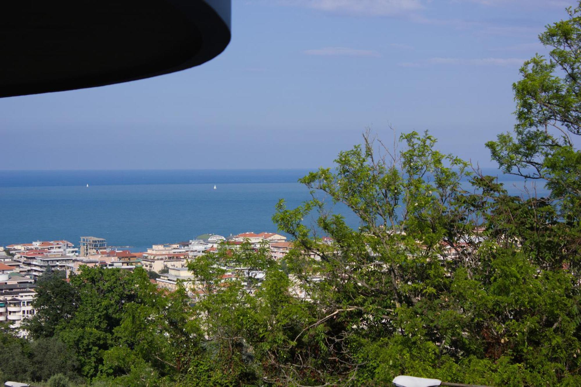 City View Pescara B&B Bagian luar foto