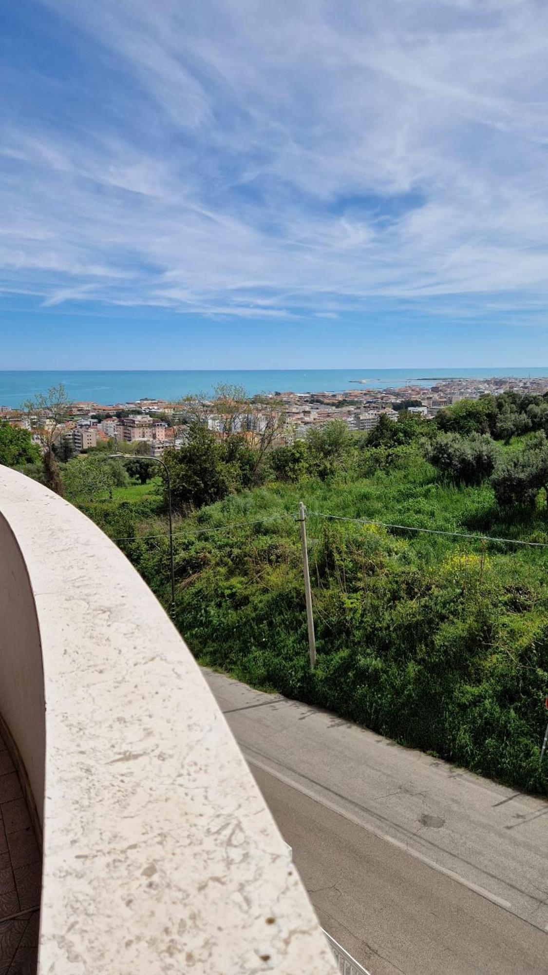 City View Pescara B&B Bagian luar foto